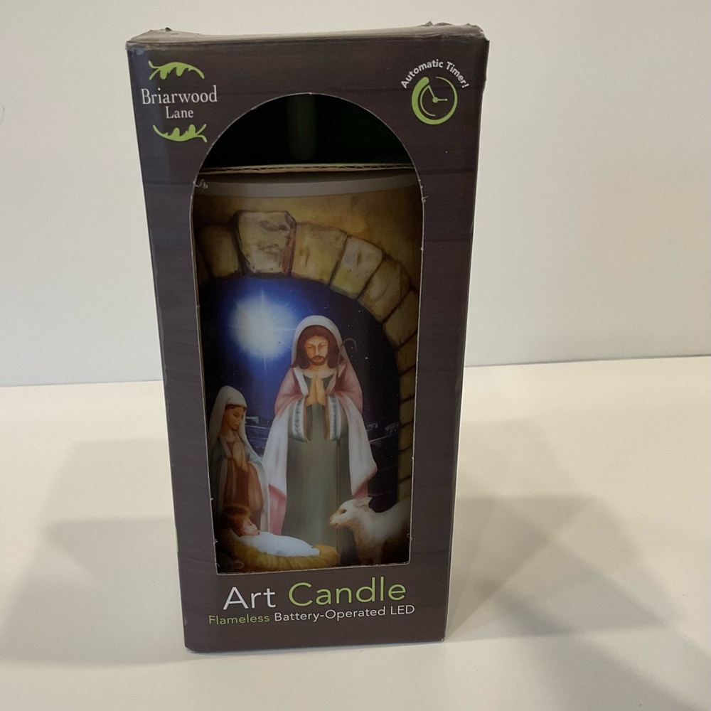 NEW BRIARWOOD LANE- AWAY IN A MANGER CANDLE